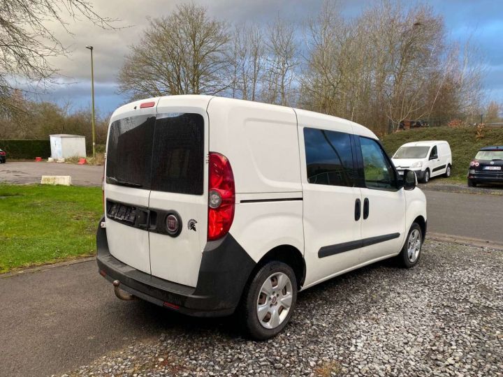 Commercial car Fiat Doblo Other 1.3 MULTIJET CLIM- CAMERA- BONNE ETAT- 2PLACES Blanc Métallisé - 4