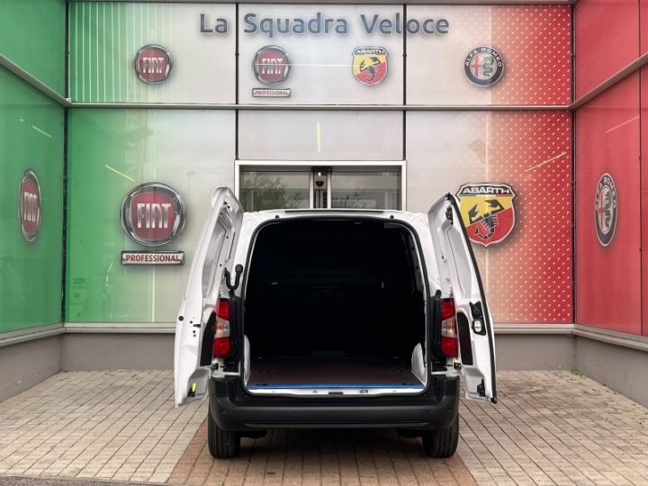 Commercial car Fiat Doblo Other Fg M 800kg Electrique 136ch Batterie 50 kWh Cabine Moduwork 3 places Pro Lounge Connect Blanc Icy - 13