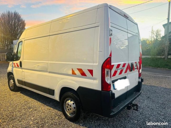 Commercial car Fiat Ducato Other FOURGON L2H2 130 EURO 6 PACK 1 ERE MAIN TVA RECUPERABLE Blanc - 4