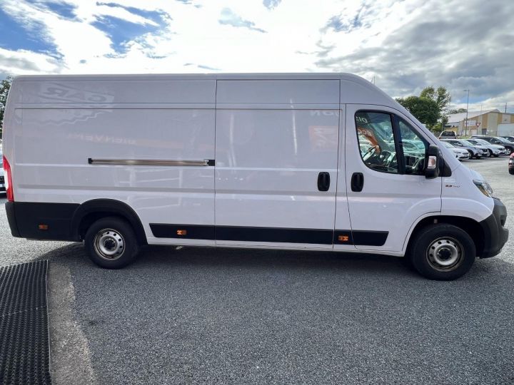 Commercial car Fiat Ducato Other Tôlé Pro Lounge 3.5 XL L3H2 2.2 Multijet - 140 BLANC - 4