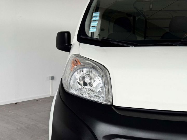 Commercial car Fiat Fiorino Other 1.4 ESS / CNG 2PLACES CABINE CLIM RADIO Blanc - 3