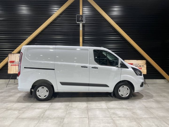 Commercial car Ford Transit Other CUSTOM FOURGON CUSTOM FOURGON 280 L1H2 2.0 ECOBLUE 130 TREND BUSINESS Blanc - 32