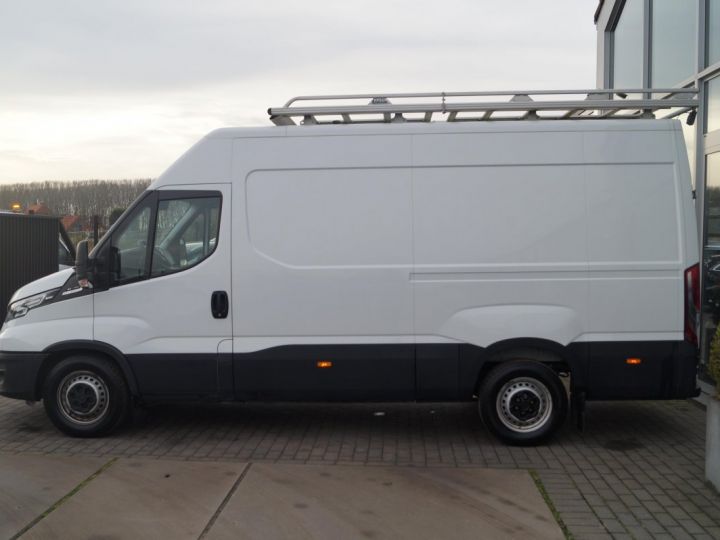 Commercial car Iveco Daily Other 30d AUT. 35SC2 L2H2 LUCHTVERING TREKh LED Blanc - 2