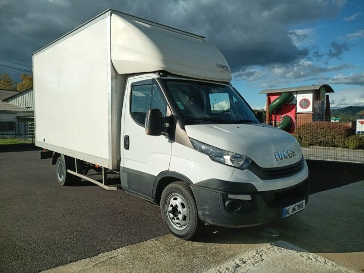 Commercial car Iveco Daily Other 35C16 2.3L MULTIJET 156CH 20M3 TVA RECUPERABLE Blanc - 3