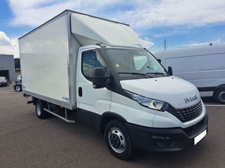Commercial car Iveco Daily Other 35C16 CAISSE HAYON 34000E HT Blanc - 1