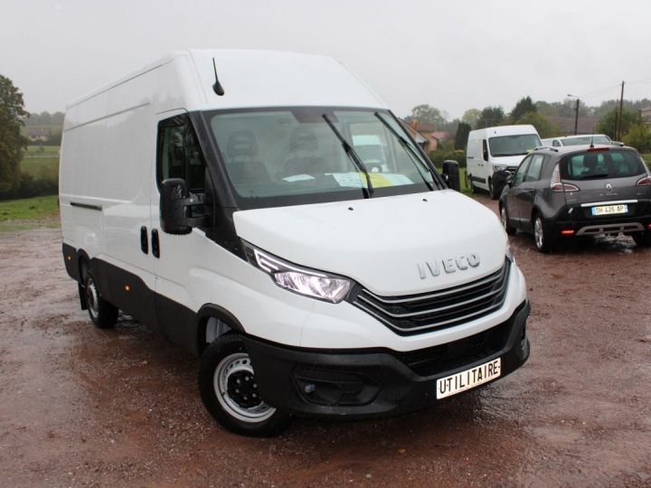 Commercial car Iveco Daily Other 35S 14 V12 OP CHAMPION 140 CV GPS 3D CAMÉRA RÉGULATEUR FULL LED TVA=36585 E HT Blanc Utilitaire - 1