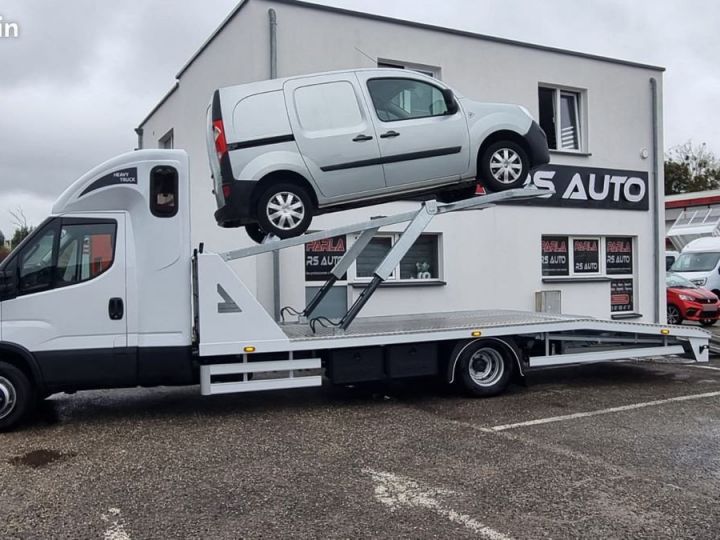 Commercial car Iveco Daily Other 72c18 7 tonnes porte 2 voitures neuf 180ch Blanc - 2