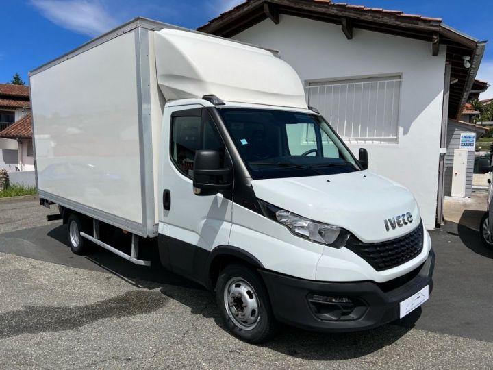 Commercial car Iveco Daily Other CCB 35C16H EMPATTEMENT 4100 Blanc - 1