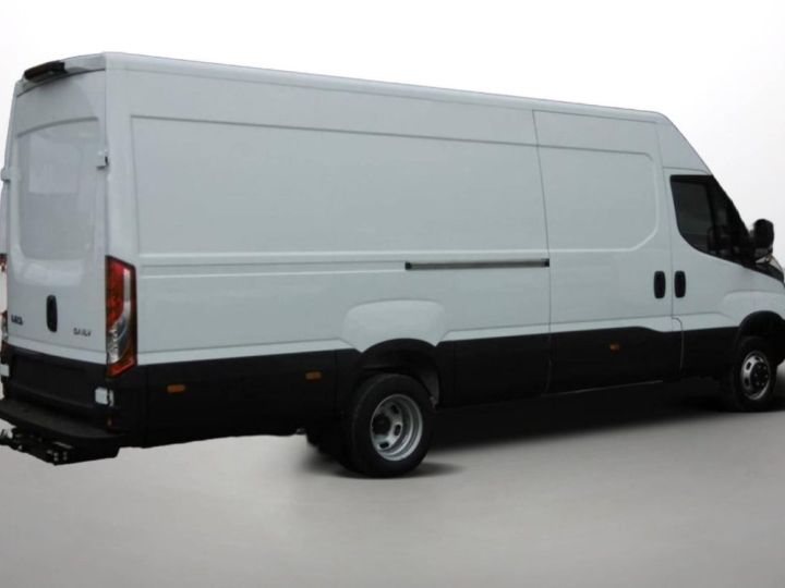 Commercial car Iveco Daily Other FOURGON 35C18 Rj EMPATTEMENT 4100 H2 3.0 TD 180 Blanc - 2