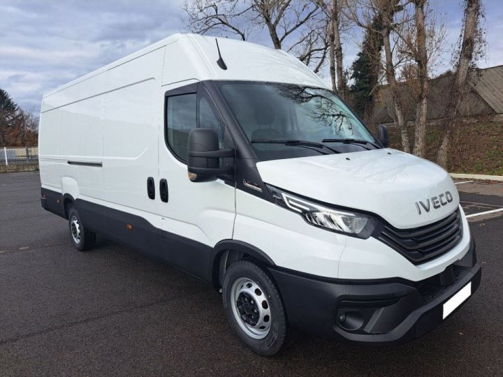 Commercial car Iveco Daily Other FOURGON 35S18 A8 L4 Blanc - 1