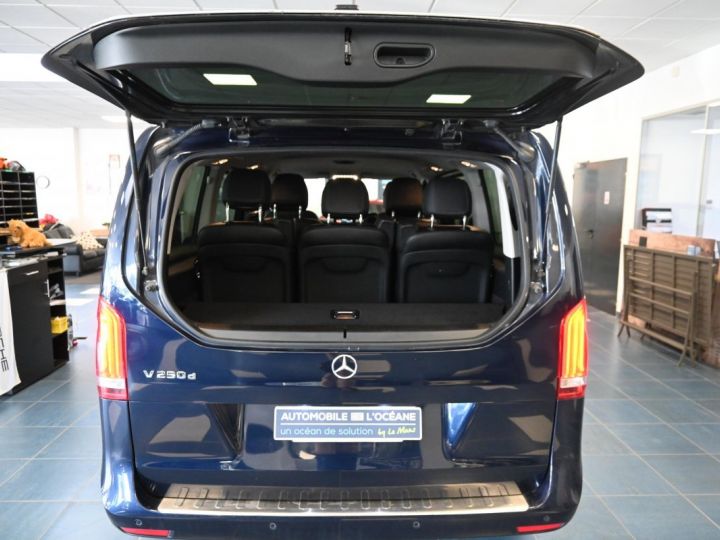 Commercial car Mercedes Classe Other V250 d 7G-TRONIC PLUS Long Avantgarde 7 PL BLEU FONCE - 9