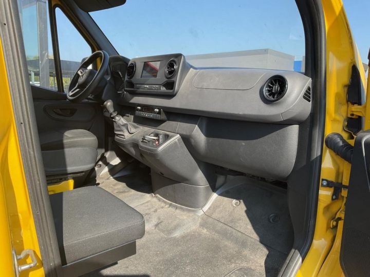 Commercial car Mercedes Sprinter Other 314 CDI 37 S 3.5t 143CH - 20 750HT JAUNE CLAIR - 11