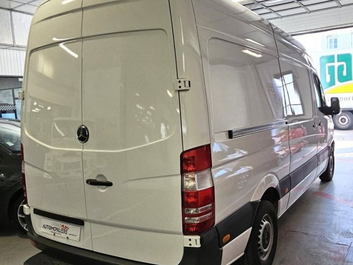 Commercial car Mercedes Sprinter Other FOURGON 2.2 211 CDI 115ch L2H2 Blanc - 4