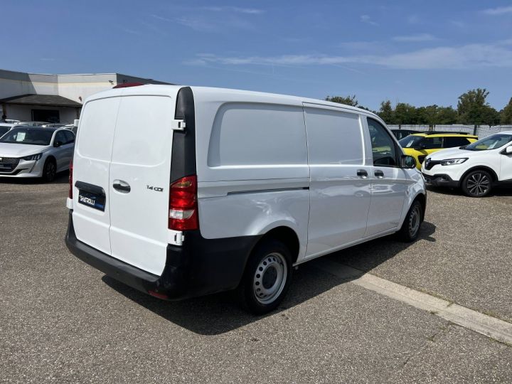 Commercial car Mercedes Vito Other III 114 2.0 CDI 136ch Pro 9G-TRONIC 1erMain 15,000Kms Clim GPS Caméra 25,000euro H.T. TVA20% BLANC - 5