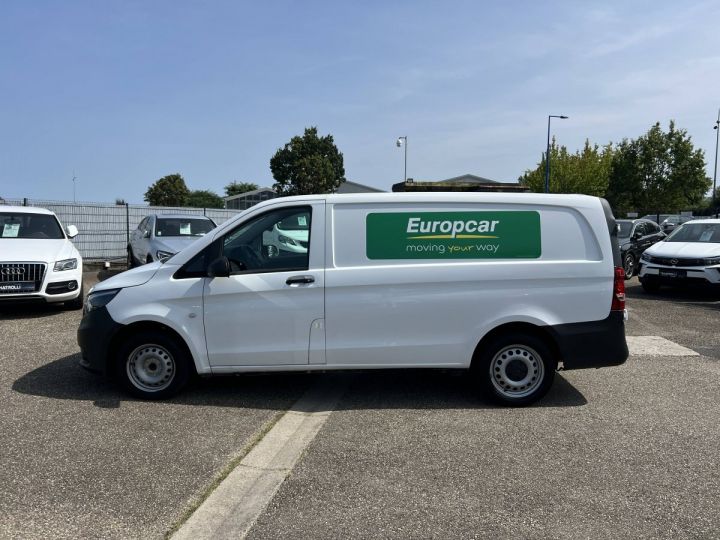 Commercial car Mercedes Vito Other III 114 2.0 CDI 136ch Pro 9G-TRONIC 1erMain 15,000Kms Clim GPS Caméra 25,000euro H.T. TVA20% BLANC - 7