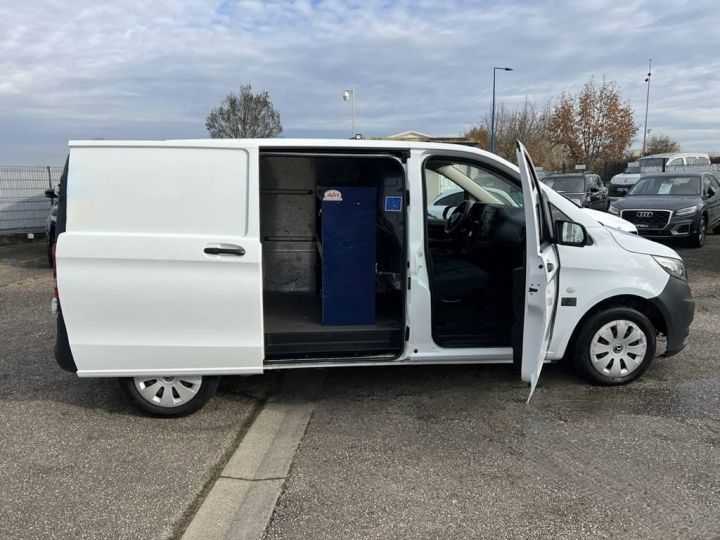 Commercial car Mercedes Vito Other III 114 2.2 CDI 136ch 3Places 1erMain GPS Caméra 11,250€ H.T. BLANC - 9