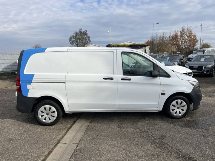 Commercial car Mercedes Vito Other III 114 2.2 CDI 136ch 3Places 1erMain GPS Caméra 13,250€ H.T. BLANC - 8