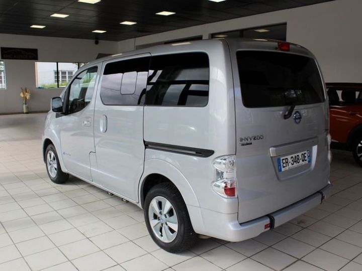 Commercial car Nissan NV200 Other E-NV200 FOURGON 4P ELECTRIQUE OPTIMA 15 900 € [{src:https:\/\/cdn.dealerk.fr\/dealer\/datafiles\/vehicle\/images\/800\/986\/WqoLqDVFE7L7PfW2.jpeg,  - 8