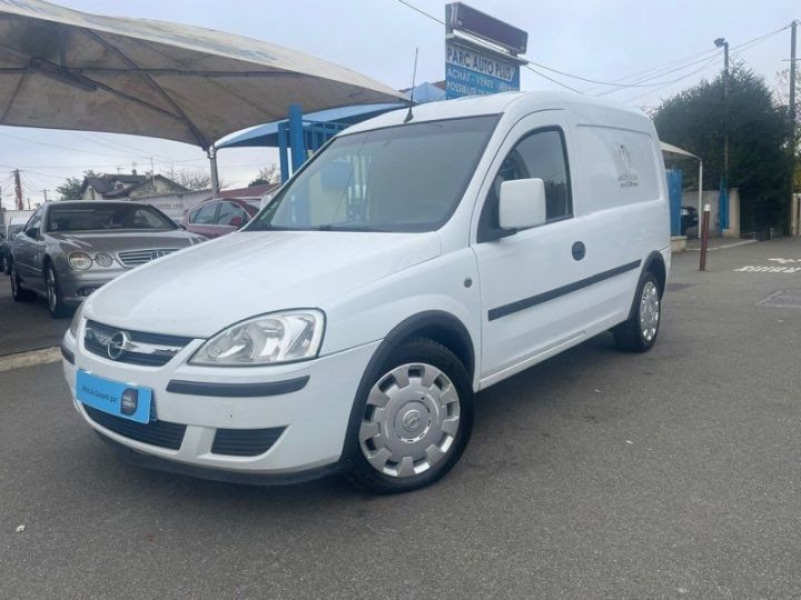 Commercial car Opel Combo Other 1.7l cdti 100cv Blanc - 1