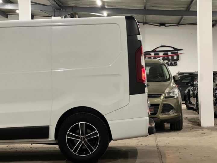 Commercial car Opel Vivaro Other 1.6 CDTI 114CH L1H1 2.7T Blanc Métallisé - 17