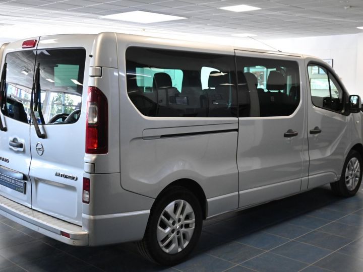 Commercial car Opel Vivaro Other COMBI K2900 L2H1 1.6 CDTI 125 ch Bi-Turbo ecoFlex S/S Design Edition Gris - 4