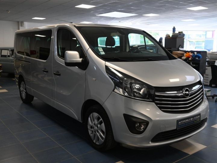 Commercial car Opel Vivaro Other COMBI K2900 L2H1 1.6 CDTI 125 ch Bi-Turbo ecoFlex S/S Design Edition Gris - 3