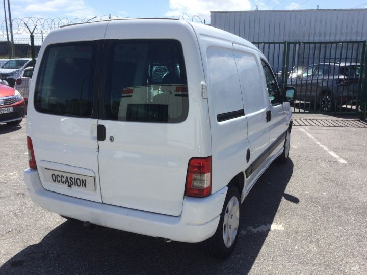 Commercial car Peugeot Partner Other 1.6 HDI à saisir Blanc Laqué - 8