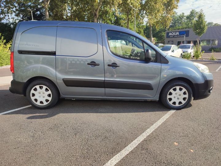 Commercial car Peugeot Partner Other 1.6HDI 90ch historique complet Gris - 7