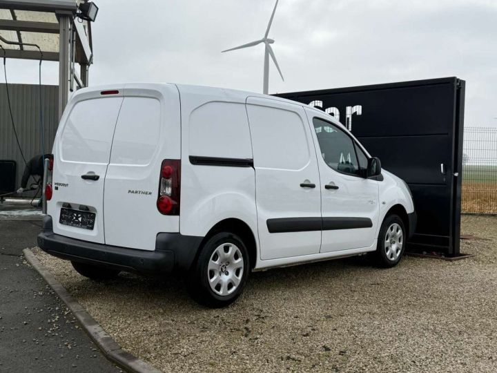 Commercial car Peugeot Partner Other 3 sièges 86.000 km GPS Capt. arrière Blanc - 4