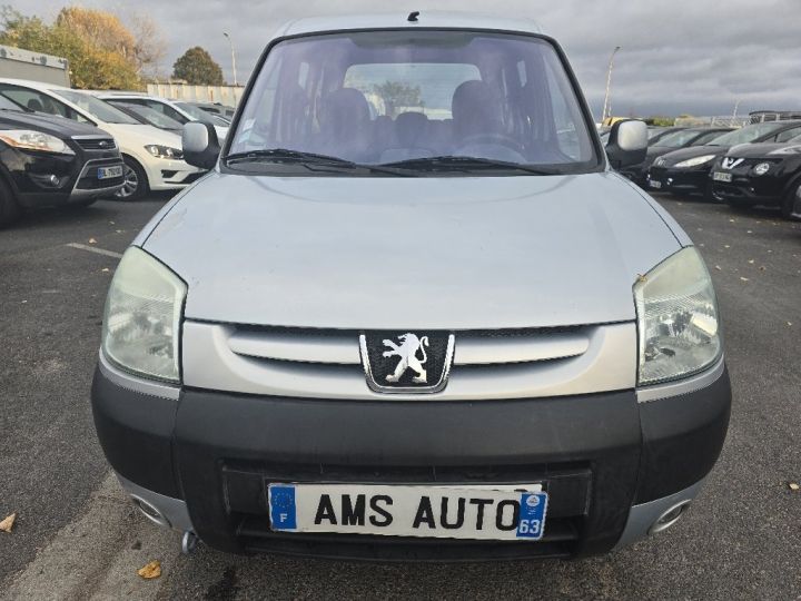 Commercial car Peugeot Partner Other COMBI 2.0 HDi XT Bleu Clair - 2