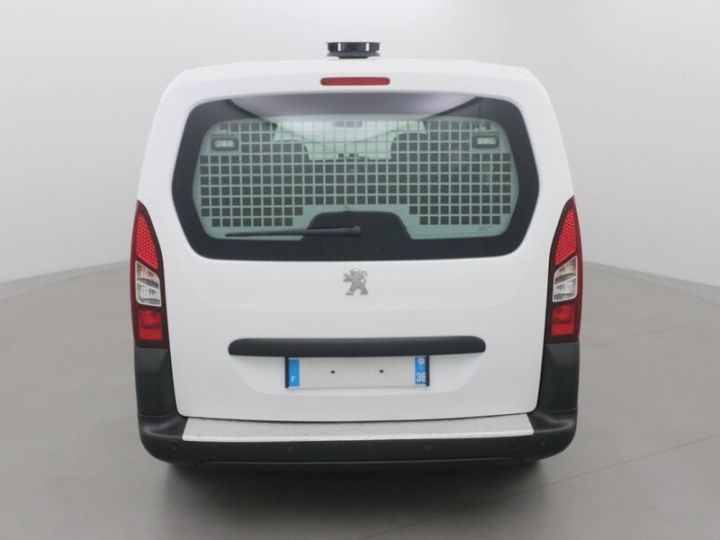 Commercial car Peugeot Partner Other FOURGON STANDARD 1.6 BLUEHDI 100 PREMIUM Blanc - 15