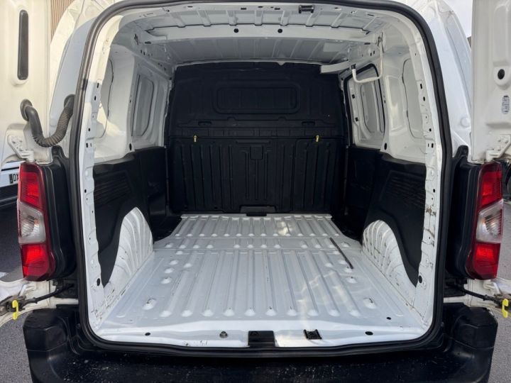 Commercial car Peugeot Partner Other FOURGON STANDARD 1000 KG BLUEHDI 100 BVM5 PRO Blanc - 9