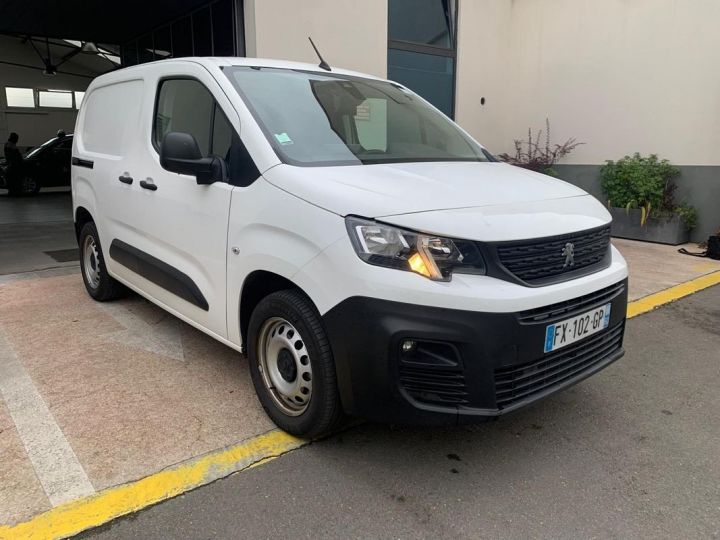 Commercial car Peugeot Partner Other Standard 650kg BlueHDi 130ch S&S Asphalt EAT8 Historique d'entretien Garantie 12 mois Boîte auto Caméra de recul Apple CarPlay Blanc - 1