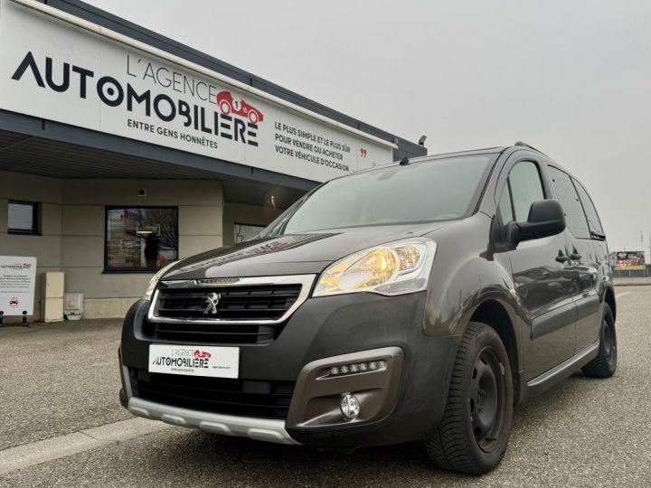 Commercial car Peugeot Partner Other Tepee 1.2 puretech 110cv outdoor s&s Marron - 1