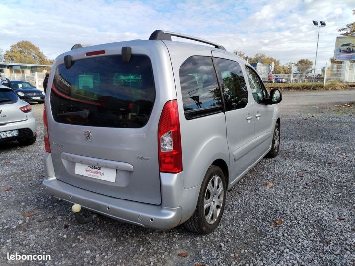 Commercial car Peugeot Partner Other Tepee 1.6 hdi 112cv zenith garantie 12 mois Gris - 2