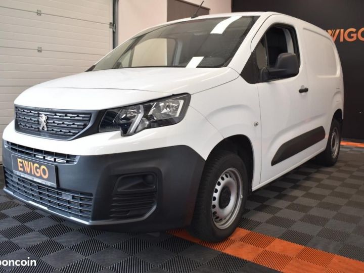 Commercial car Peugeot Partner Other VU FOURGON 1.2 PURETECH 110 1000KG L1 M GRIP START-STOP SUIVI GARANTIE 6 à 60 MOIS Autre - 3