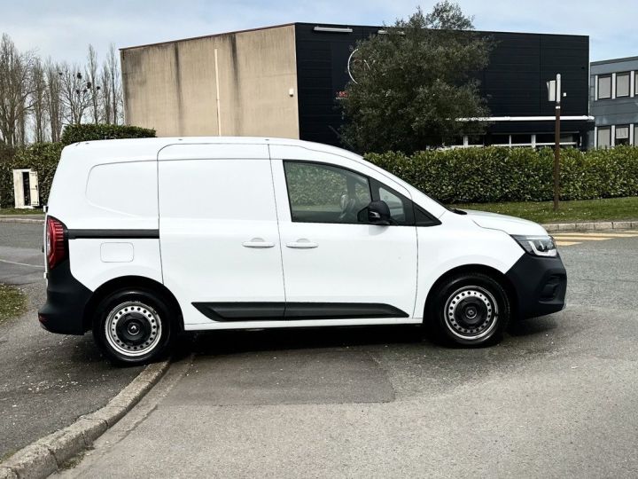 Commercial car Renault Kangoo Other 1.5 Blue DCI 95CV Sésame Ouvre Toi 10825HT ENTRETIEN A JOUR GARANTIE 12 MOIS TBEG Blanc Métallisé - 6