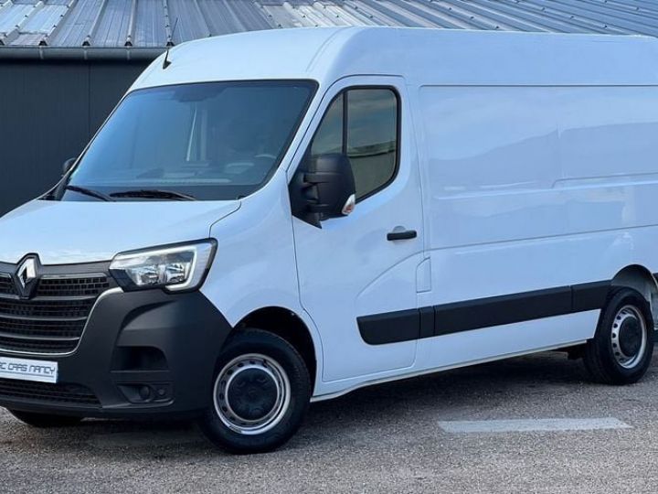 Commercial car Renault Master Other III FG F3300 L2H2 2.3 BLUE DCI 135CH CONFORT EURO6 27 490 € [{src:https:\/\/cdn.dealerk.fr\/dealer\/datafiles\/vehicle\/images\/800\/1224\/g54yuC3o  - 1