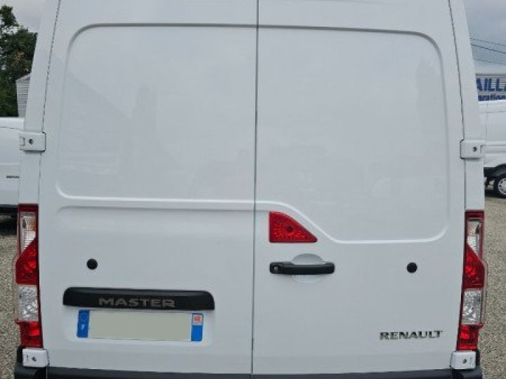 Commercial car Renault Master Other III FG F3300 L2H2 2.3 BLUE DCI 135CH GRAND CONFORT EURO6 Blanc - 4