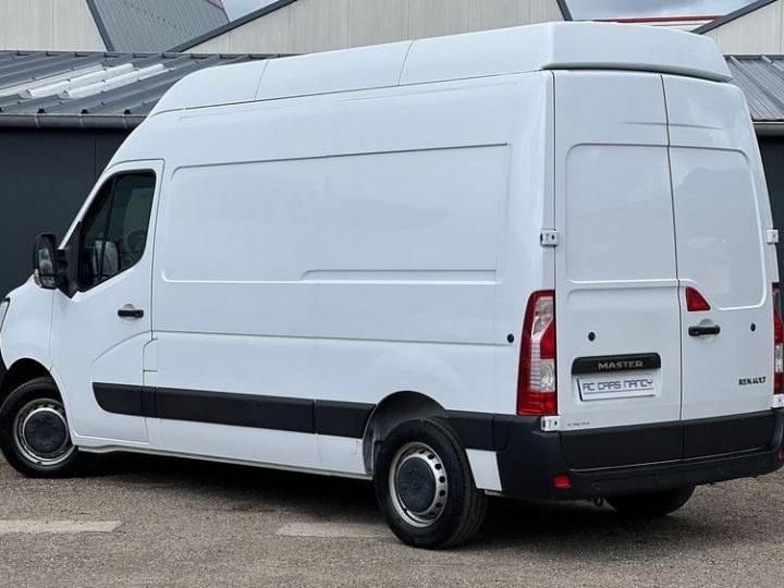 Commercial car Renault Master Other III FG F3500 L2H3 2.3 DCI 135CH GRAND CONFORT E6 20 990 € [{src:https:\/\/cdn.dealerk.fr\/dealer\/datafiles\/vehicle\/images\/800\/1224\/5XarxuIH0x  - 4