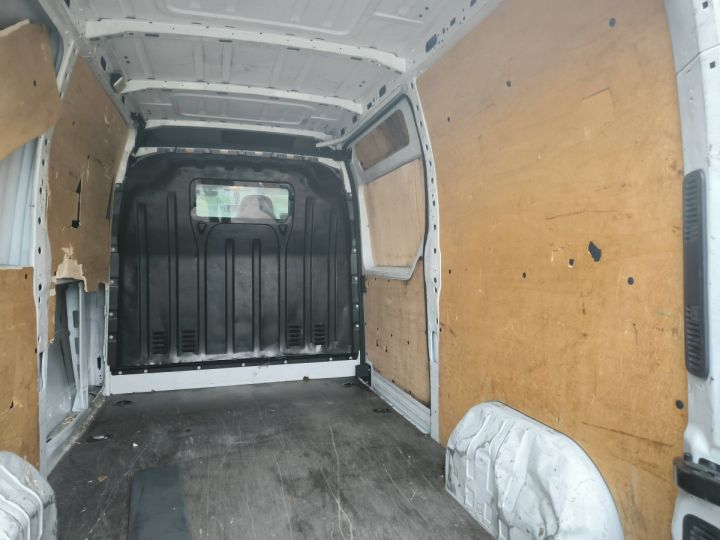 Commercial car Renault Master Other L2H2 110ch Grand Confort BLANC - 9