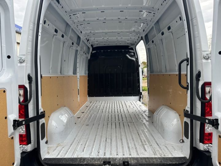 Commercial car Renault Master Other L3H2 dci 150 BLANC MINERAL - 15