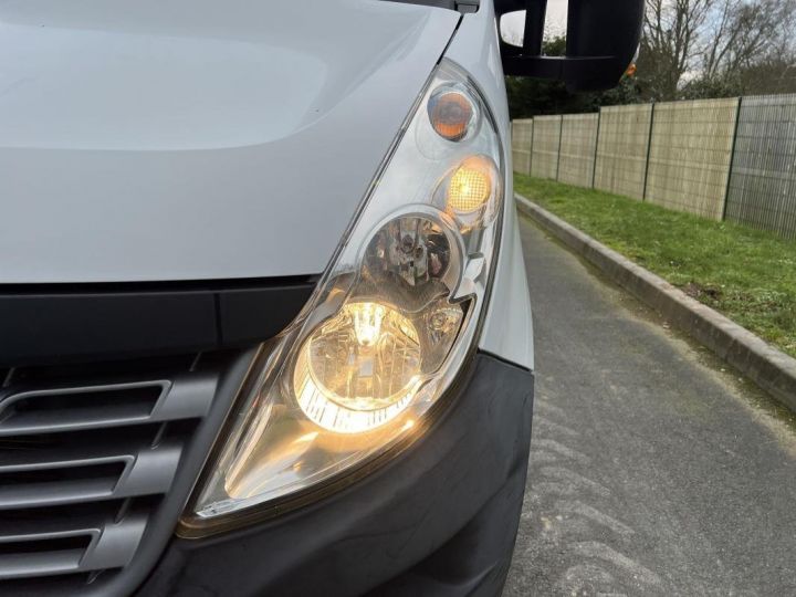 Commercial car Renault Master Other TRANSPORTS SPECIFIQUES GRAND VOLUME 20M3 L3 3.5t dCi 130 E6 CONFORT Blanc - 22