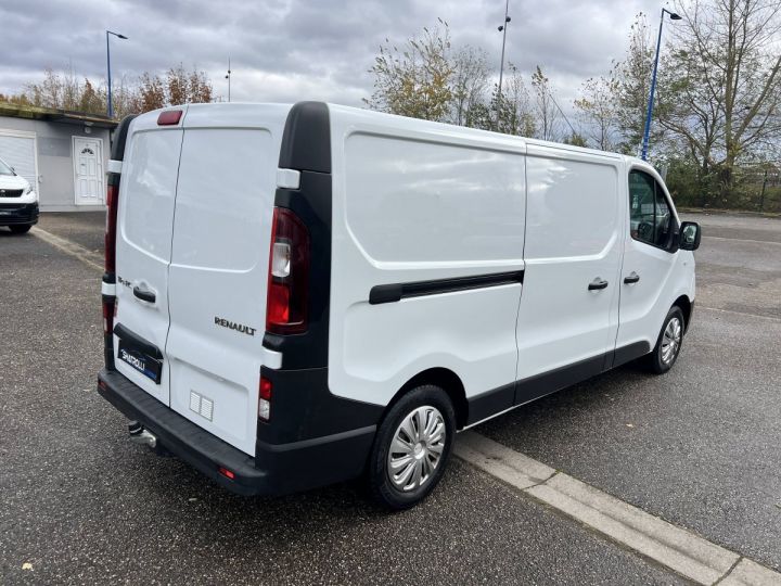 Commercial car Renault Trafic Other Combi III L2H1 1.6 dCi 3Places Clim Régulateur Attelage 12,475 Euro H.T. BLANC - 4