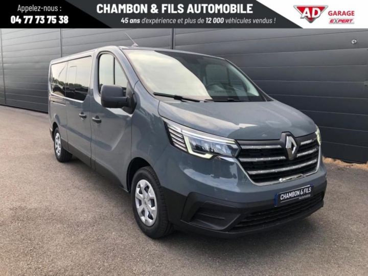 Commercial car Renault Trafic Other combi L2 dCi 150 Energy S&S Zen 9 places prix HT Gris - 1