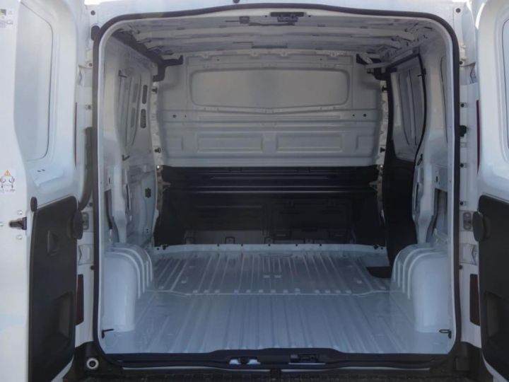 Commercial car Renault Trafic Other FOURGON FGN L1H1 3000 KG BLUE DCI 150 EDC GRAND CONFORT Blanc - 6