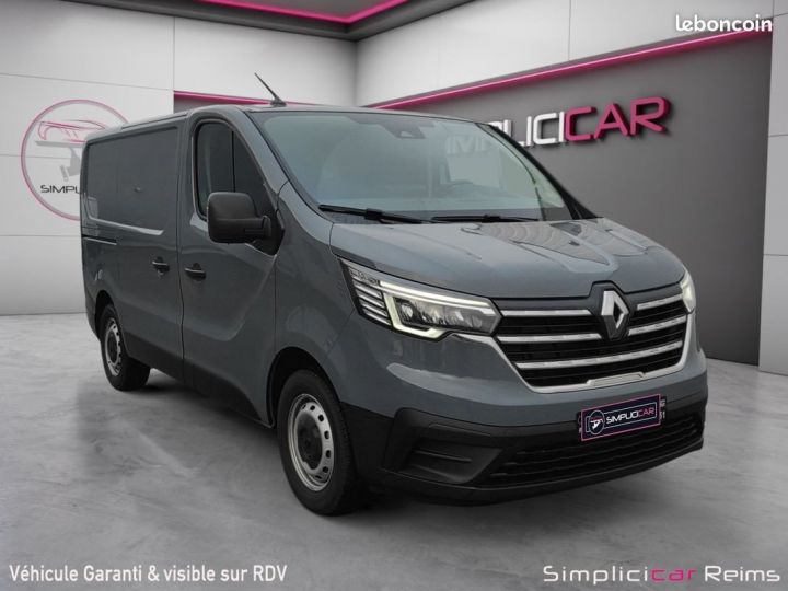 Commercial car Renault Trafic Other FOURGON L1H1 2800 KG BLUE DCI 150 Ch GRAND CONFORT + OPTIONS Gris - 1