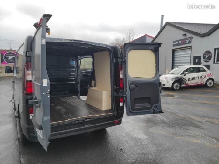 Commercial car Renault Trafic Other FOURGON L1H1 2800 KG BLUE DCI 150 Ch GRAND CONFORT + OPTIONS Gris - 18