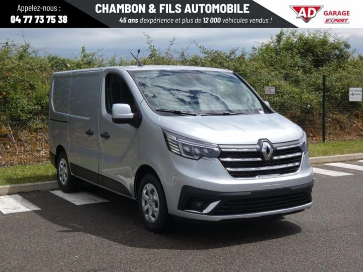 Commercial car Renault Trafic Other FOURGON L1H1 3000 KG BLUE DCI 150 EDC GRAND CONFORT Gris - 3