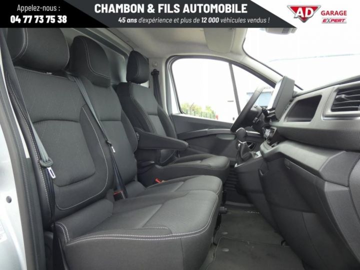 Commercial car Renault Trafic Other FOURGON L1H1 3000 KG BLUE DCI 150 EDC GRAND CONFORT Gris - 8